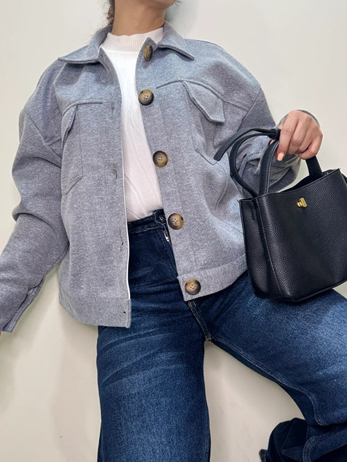 کت فوتر کوتاه زنانه شیک با قیمت مناسب رنگ طوسی روشن