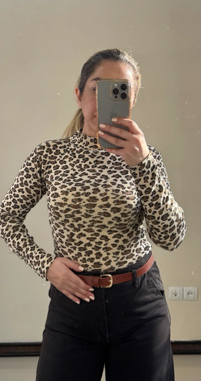 پر فروشترین بلوز زنانه طرح پلنگی