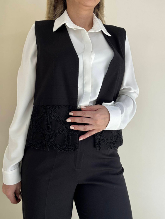 جدیدترین مدل وست زنانه، گلدوزی کرم و مشکی، لینن، سایز ۳۸-۴۰، دوخت با کیفیت