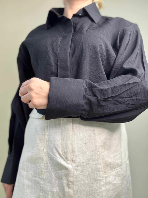 شومیز کراپ زنانه مشکی کرم بژ شیک و اسپرت