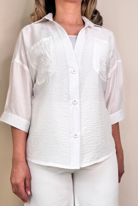 خرید شومیز خنک یقههفت تابستانی رنگ سفید، انتخابی سبک و breathable برای استایل تابستانی، مناسب سئو شومیز زنانه ساده.